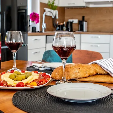 Olea Апартаменты Вир