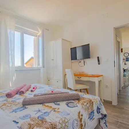 Apartment Olea Vir
