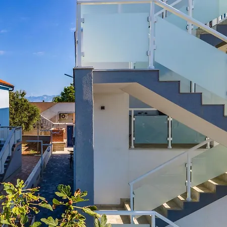 Apartment Olea *