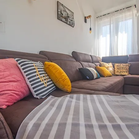 Apartment Olea *