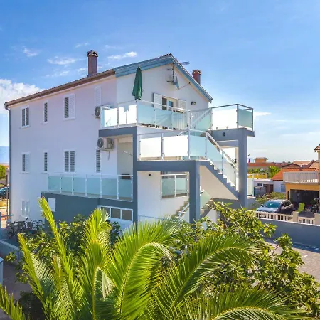 Apartment Olea Vir
