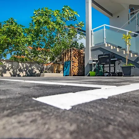 Apartment Olea Vir